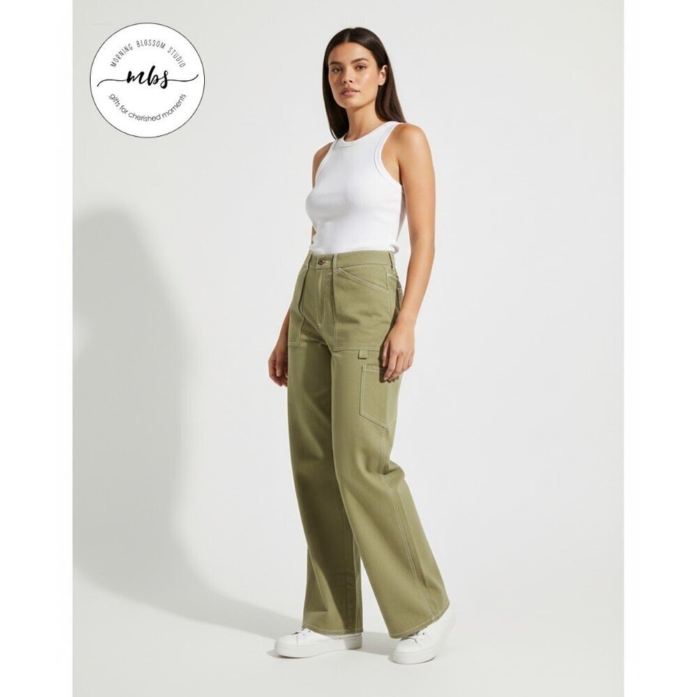 NWT Sky To Moon High Waist Wide Leg Cargo Pants Green Women M